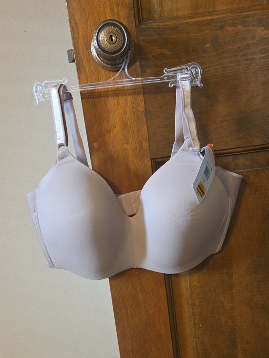 Warner's Other - Warner's Light Nude Seamless T-Shirt Bra with Smooth Molded Cups